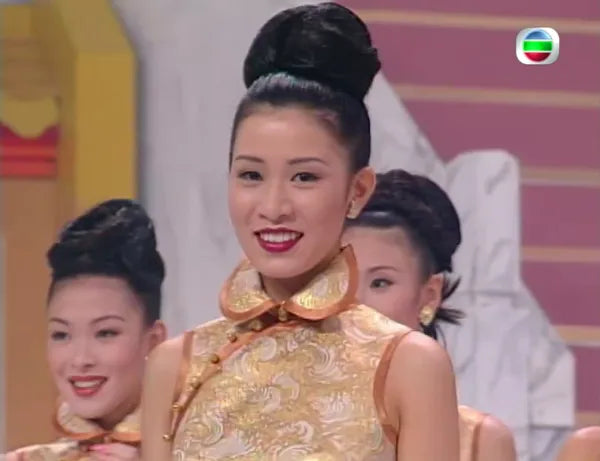 Beauty100-magazine分享佘詩曼1997年港姐舊照，揭開凍齡女神每日敷面膜與徹底卸妝的護膚祕訣。