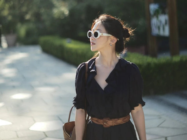 朱珠展現優雅氣質與緊緻凍齡肌膚護膚心得。