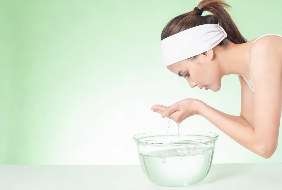  JENNIE護膚保養法冰水消腫雙重潔面自律日常 Asian woman skincare facial ice water beauty routine

